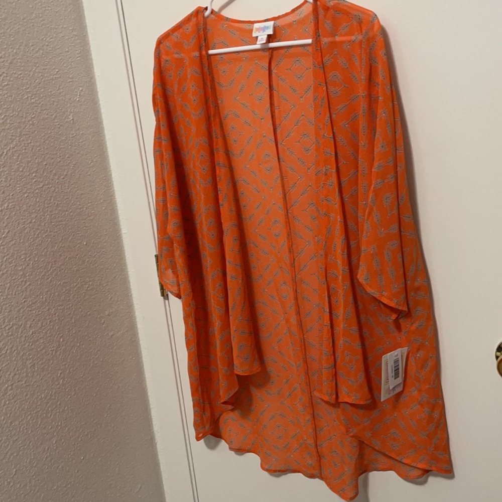 Lularoe kimono - Picture 9 of 11